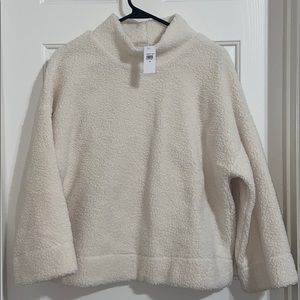 GAP Mock Turtleneck Fleece Top